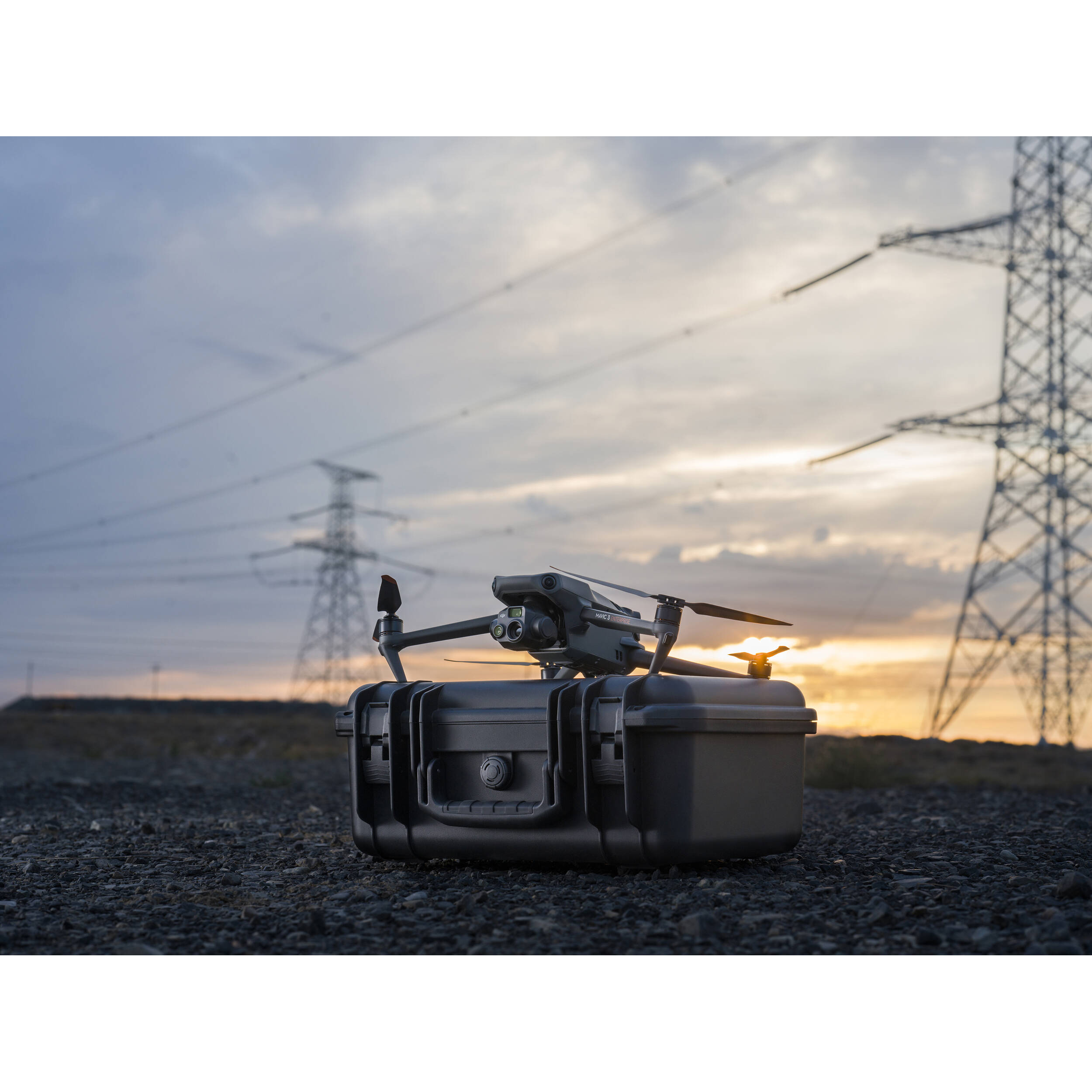 DJI Mavic 3 Thermal Enterprise Drone: RC Pro Controller, Advanced Imaging, Obstacle Avoidance